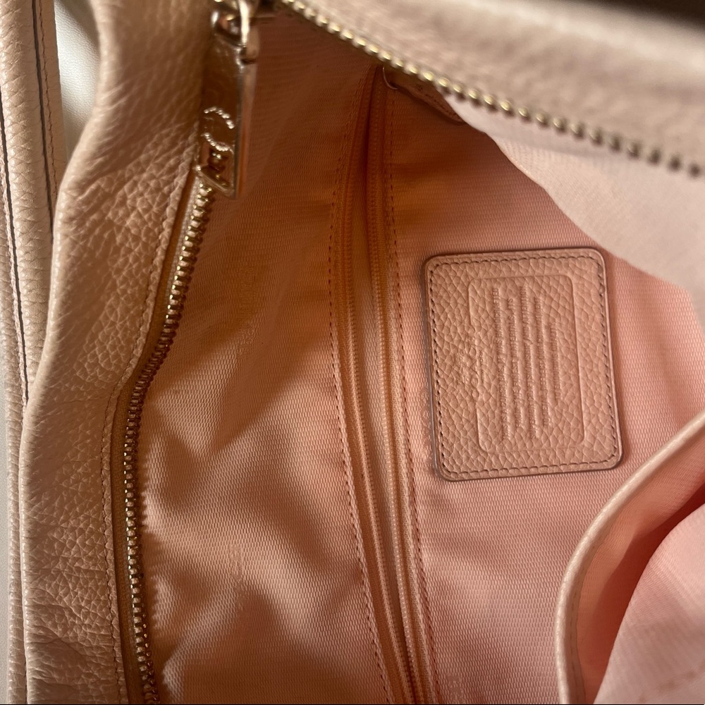MARLON Coach bag with shoulder strap- pebbled leather ivory/cream color - Picture 5 of 6